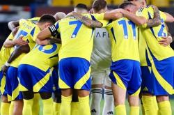 开云体育入口-包含国内足球赛场竞争激烈，强队对决激情四射的词条