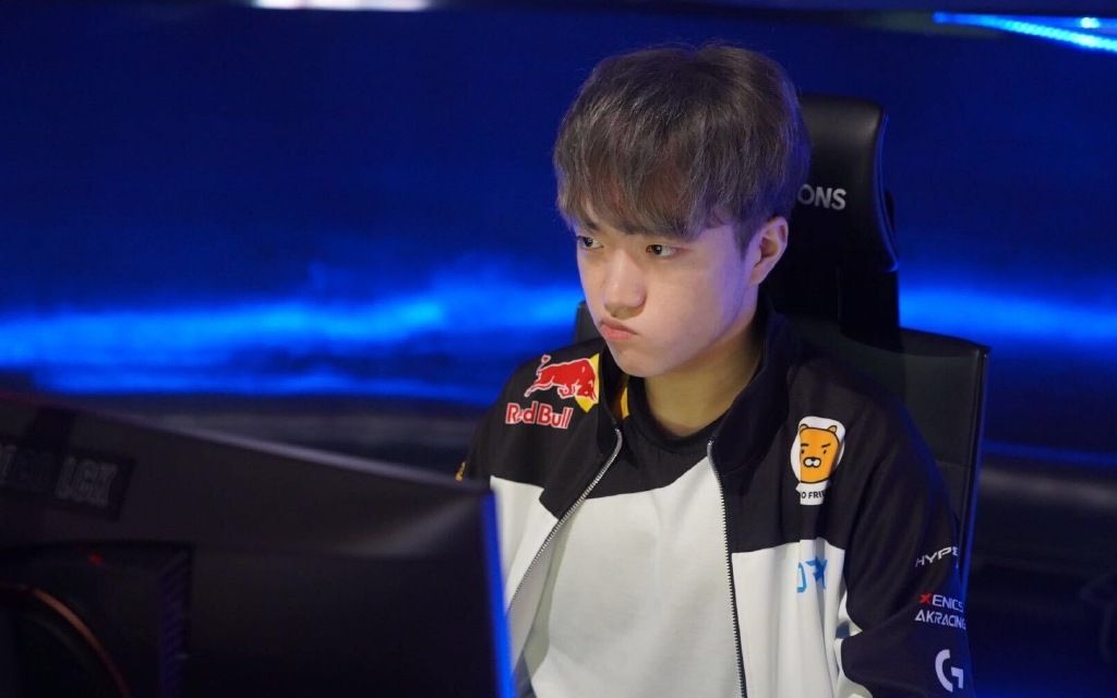 C9轻取DRX，Keria团战一打五四强赛2:0（上海）