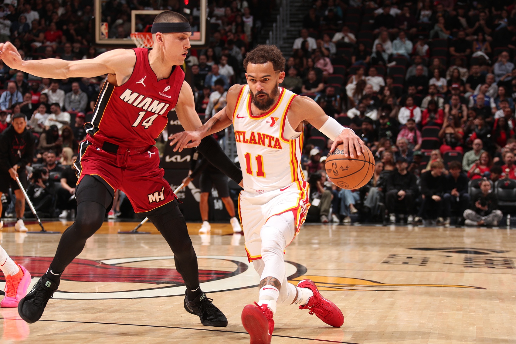 包含公牛险胜热火B队,威斯布鲁克制霸全场的词条 包含公牛险胜热火B队,威斯布鲁克制霸全场的词条