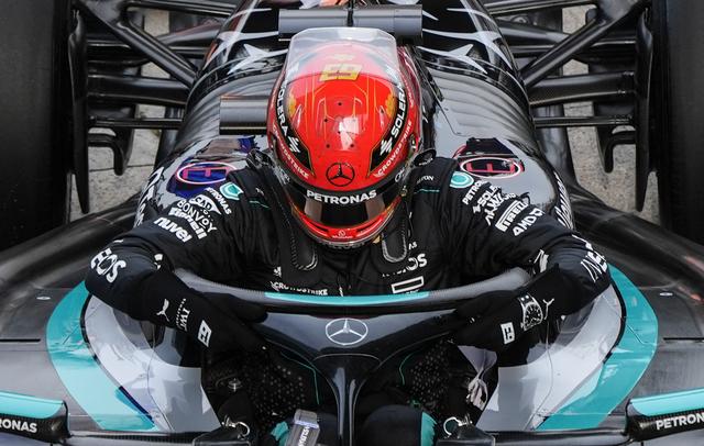 阿斯顿马丁轻取索伯车队,皮亚斯特里扛起全队 阿斯顿马丁轻取索伯车队,皮亚斯特里扛起全队